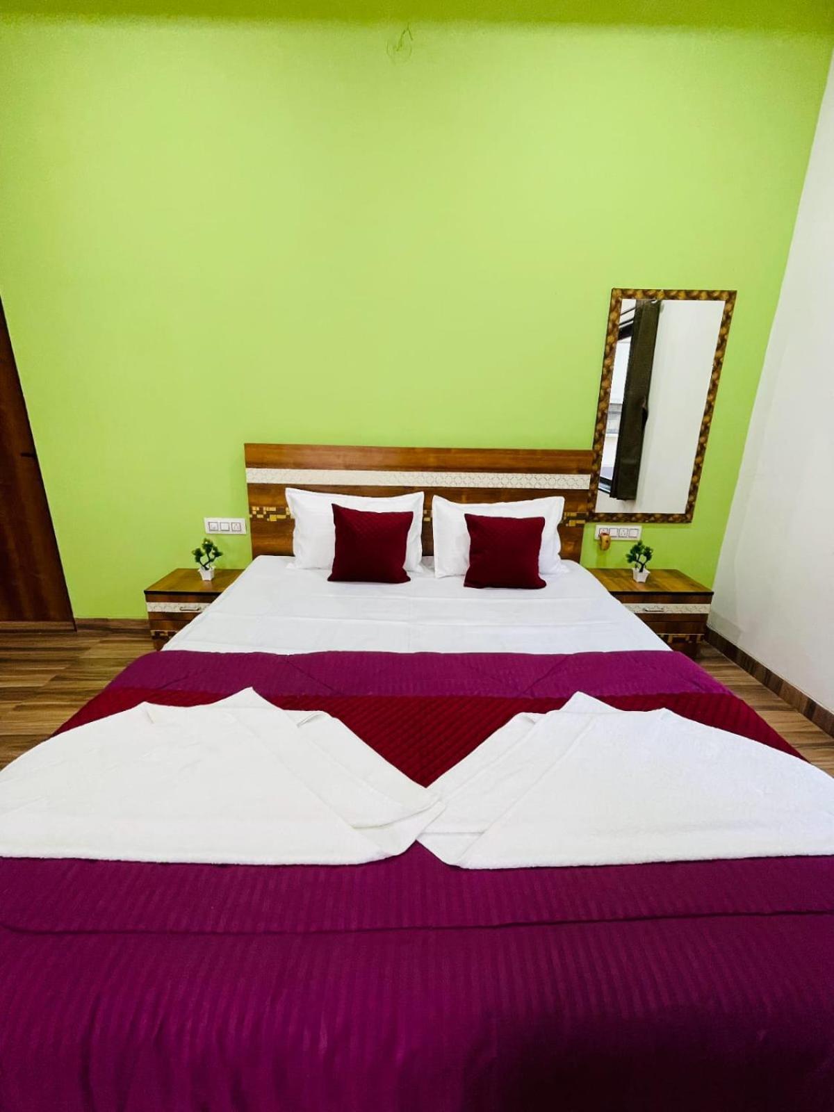 3Bhk Jannat Villa 罗纳瓦拉 外观 照片