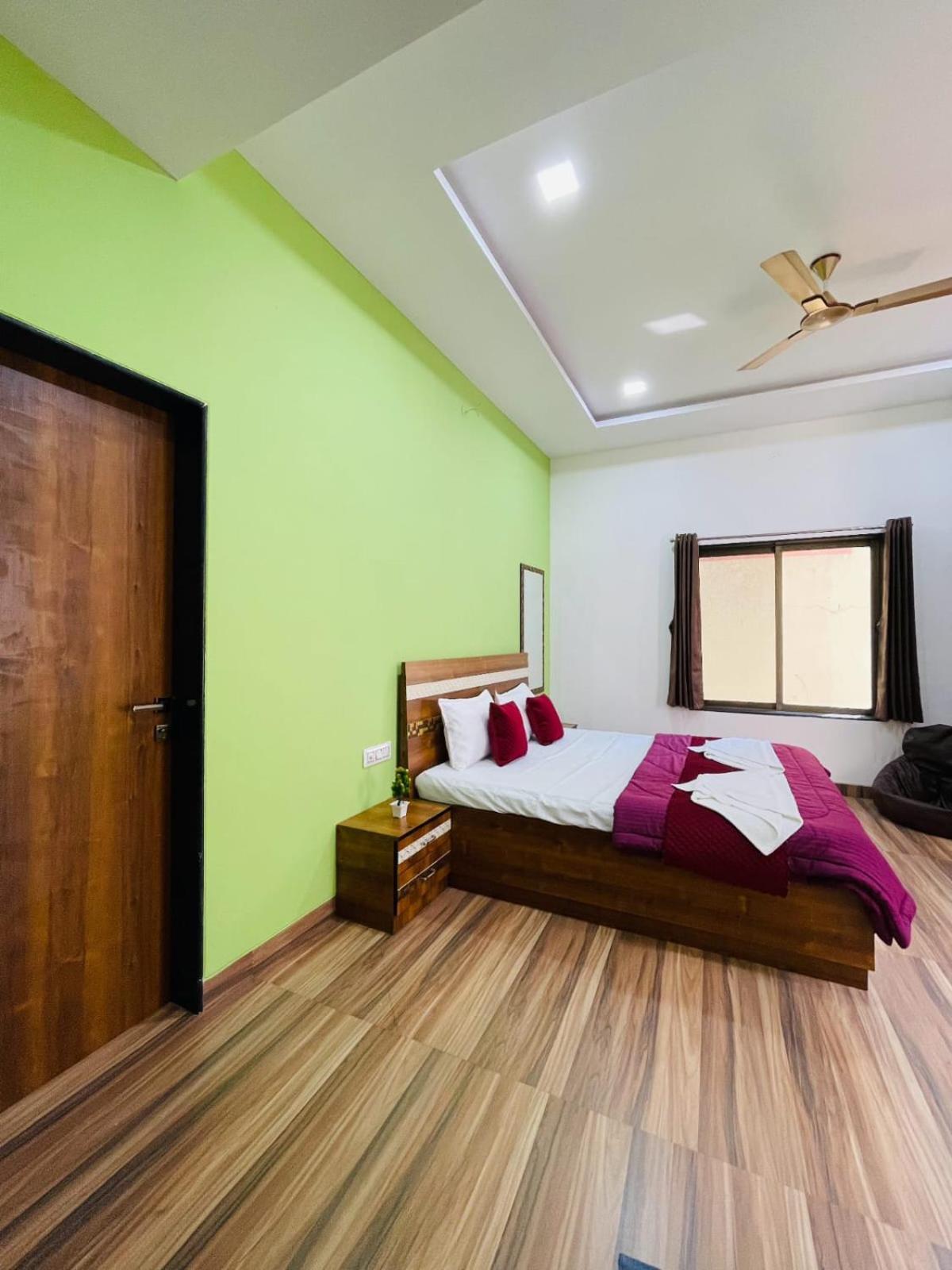 3Bhk Jannat Villa 罗纳瓦拉 外观 照片